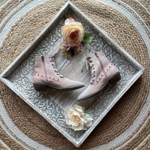 Joyfolie Eliza Ankle Boot Sz 4 Big Girl